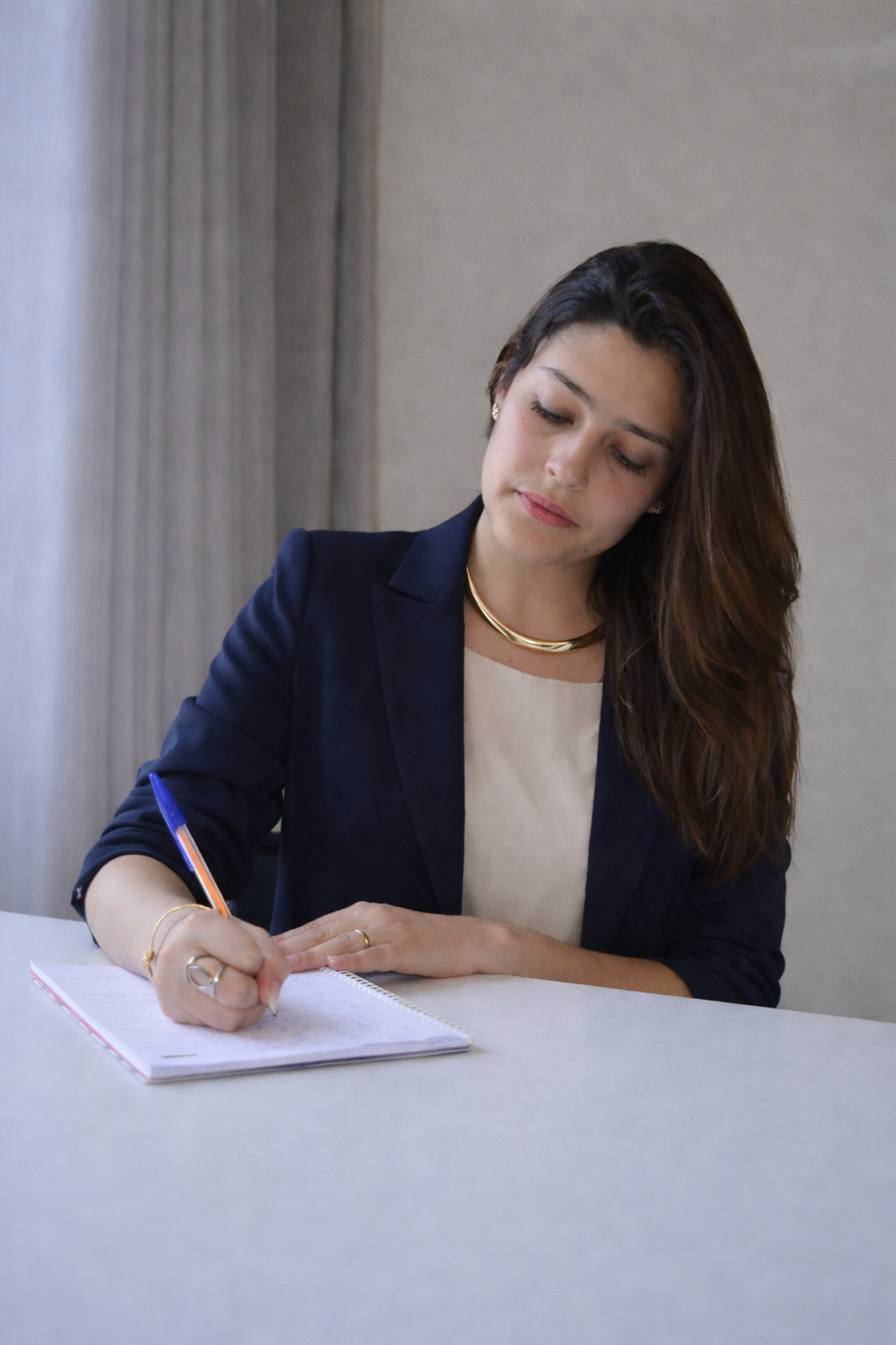 Fernanda Costa em atendimento